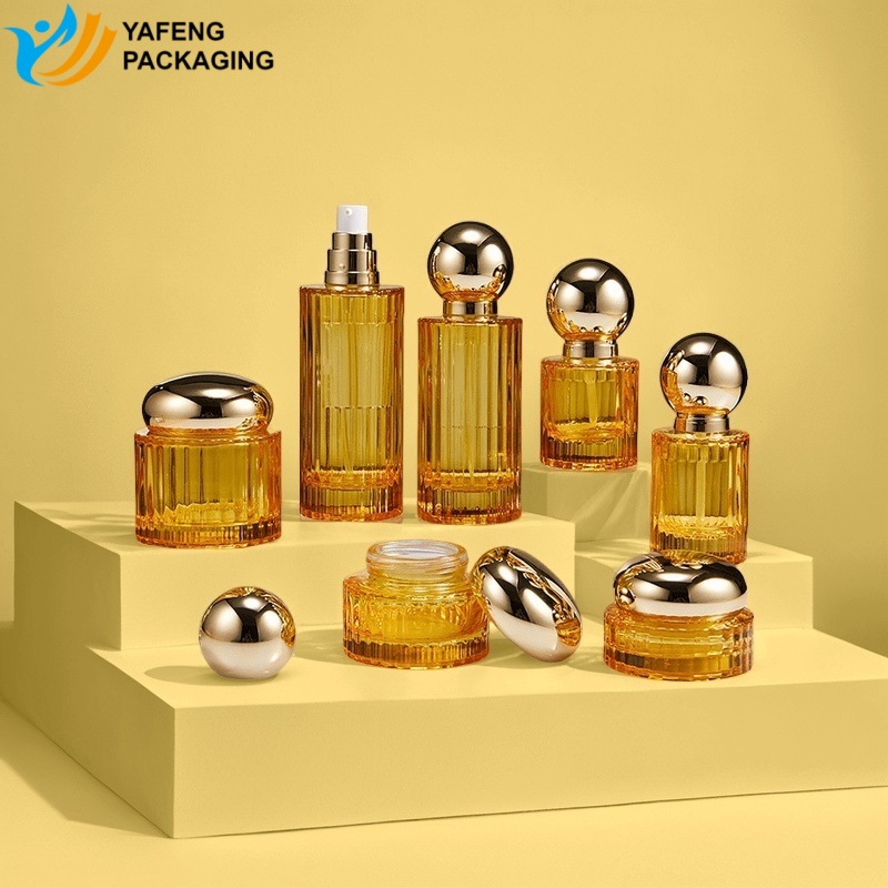 Custom Skincare Glass Bottles and Jars for Cosmetic Packaging YF270D