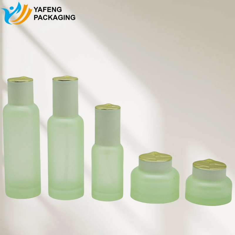 Custom Glass Cosmetic Bottles and Jars for Skincare Packaging 8 Custom Glass Cosmetic Bottles and Jars for Skincare Packaging YF269B