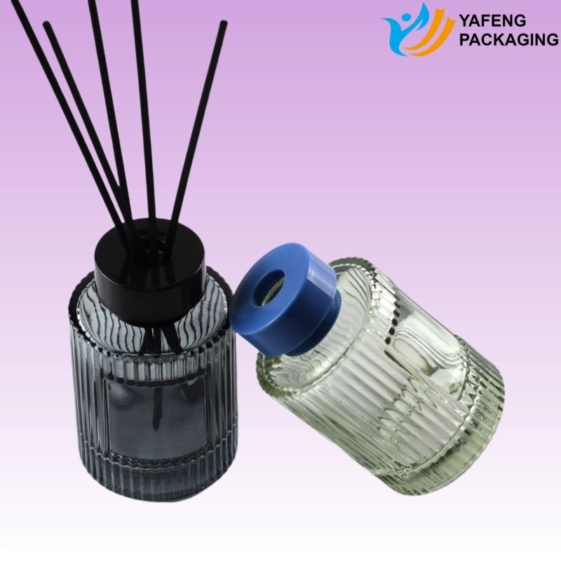 Luxury 6.8oz Glass Diffuser Bottle with Customizable Lid 3 Custom Glass Reed Diffuser Bottle for Home Fragrance Packaging 1